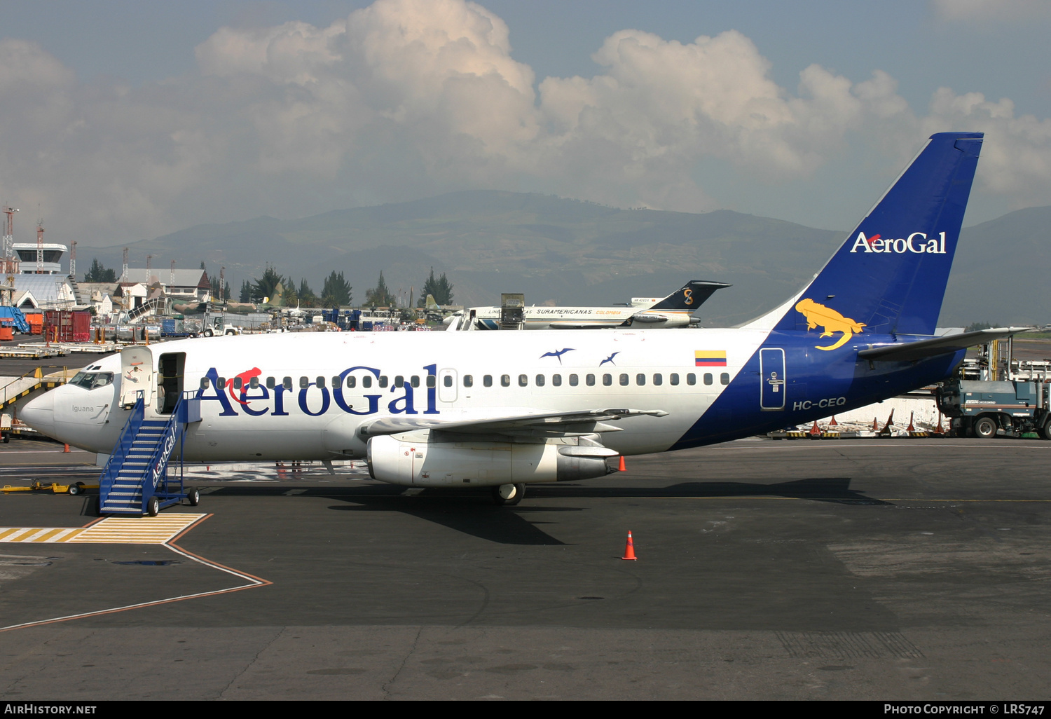 Aircraft Photo of HC-CEQ | Boeing 737-2Y5/Adv | AeroGal | AirHistory.net #759884