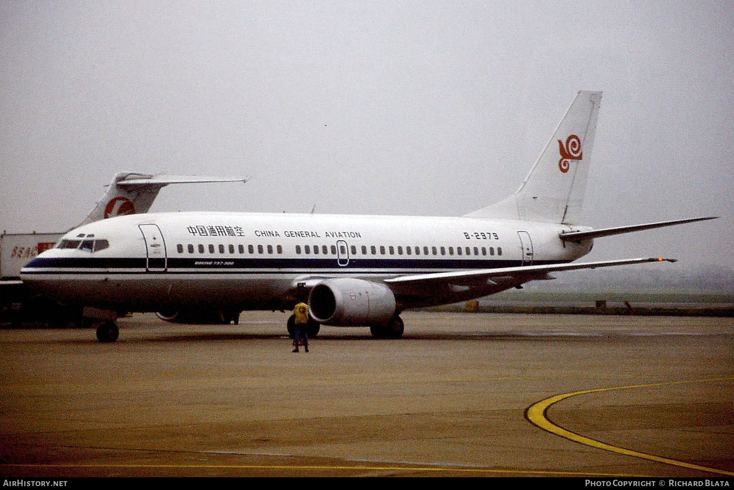 Aircraft Photo of B-2979 | Boeing 737-36N | China General Aviation | AirHistory.net #759898