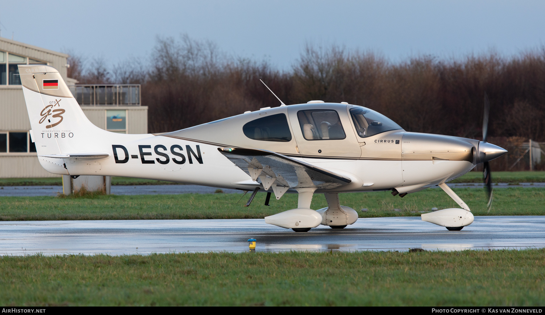 Aircraft Photo of D-ESSN | Cirrus SR-22 G3-GTSX Turbo | AirHistory.net #759979