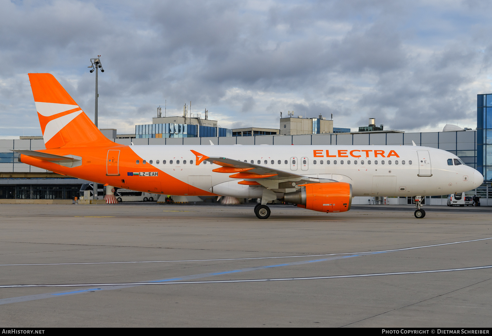 Aircraft Photo of LZ-EAH | Airbus A320-214 | Electra Airways | AirHistory.net #760075