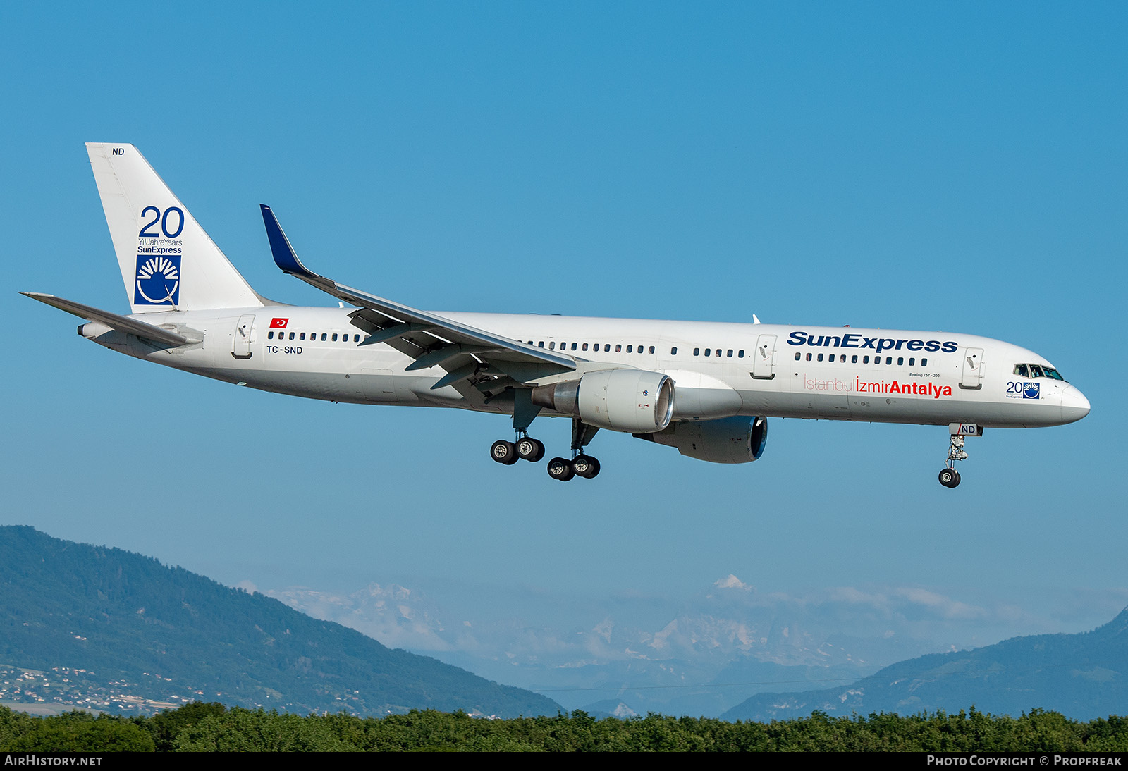 Aircraft Photo of TC-SND | Boeing 757-28A | SunExpress | AirHistory.net #760107