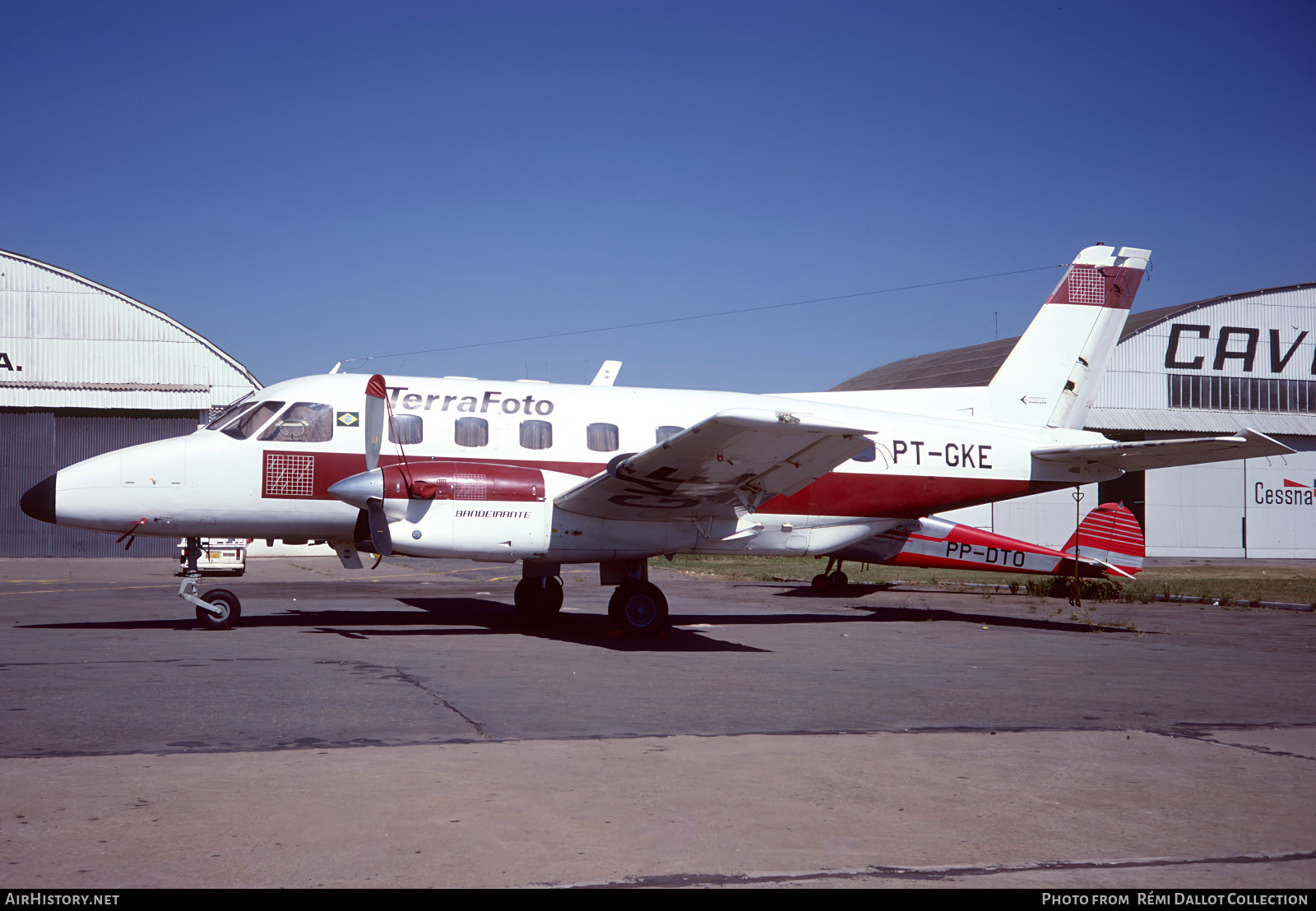 Aircraft Photo of PT-GKE | Embraer EMB-110B1 Bandeirante | TerraFoto | AirHistory.net #760113