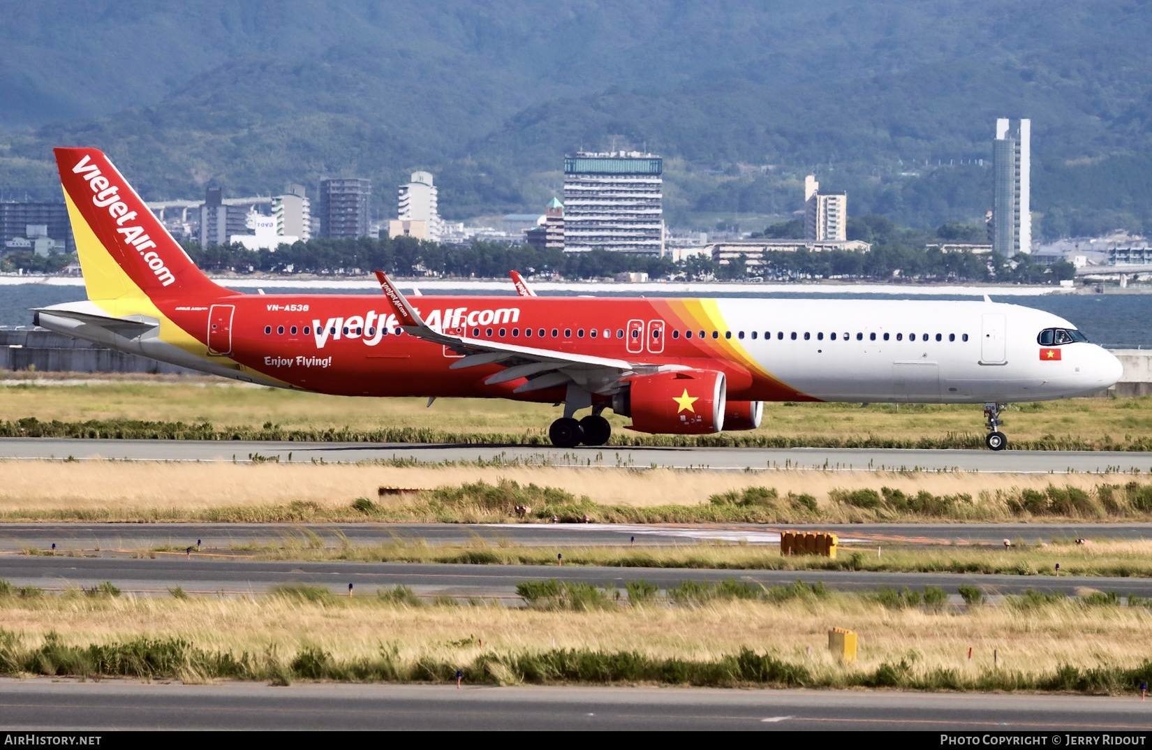 Aircraft Photo of VN-A538 | Airbus A321-271NX | VietJet Air Thailand | AirHistory.net #760118