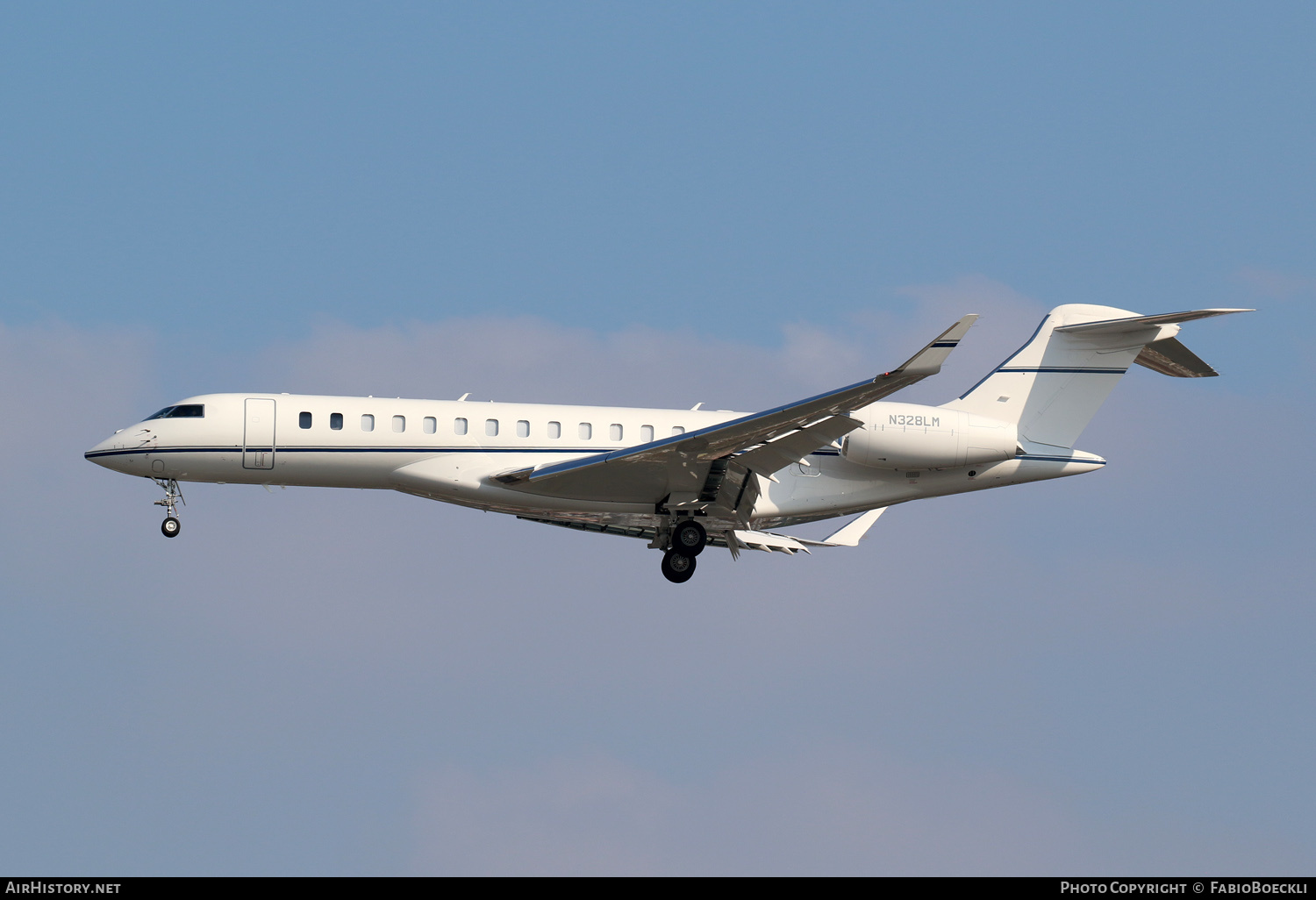 Aircraft Photo of N328LM | Bombardier Global 7500 (BD-700-2A12) | AirHistory.net #760158