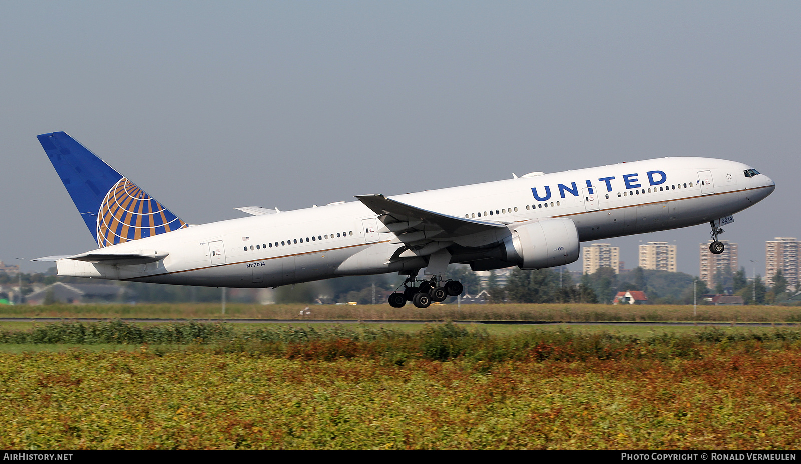 Aircraft Photo of N77014 | Boeing 777-224/ER | United Airlines | AirHistory.net #760216