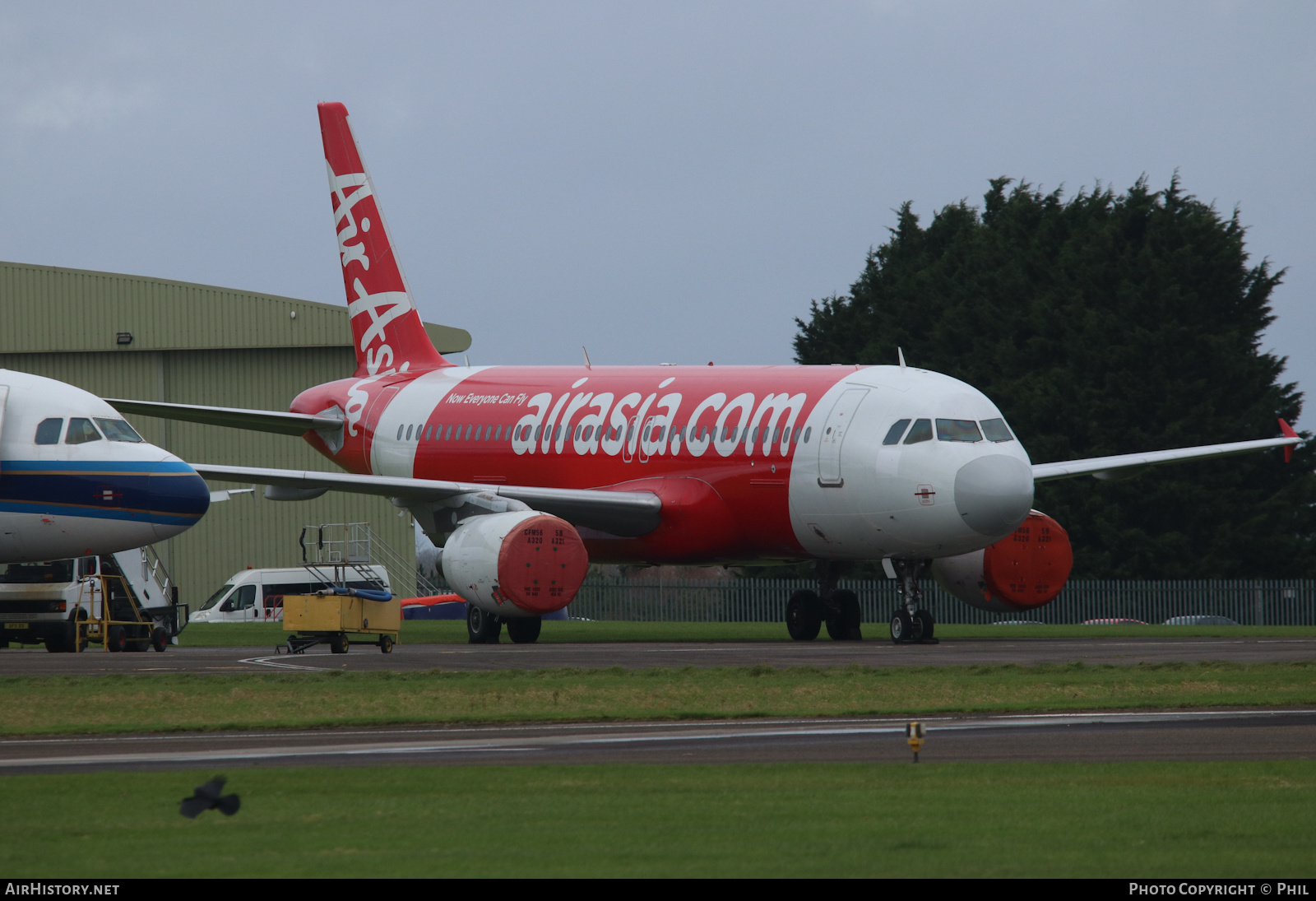 Aircraft Photo of M-ABTG | Airbus A320-216 | AirAsia | AirHistory.net #760242