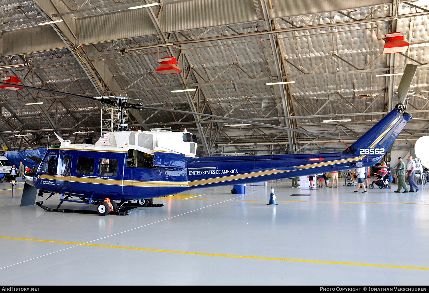 Aircraft Photo of 72-58562 / 28562 | Bell UH-1N Iroquois | USA - Air Force | AirHistory.net #760274