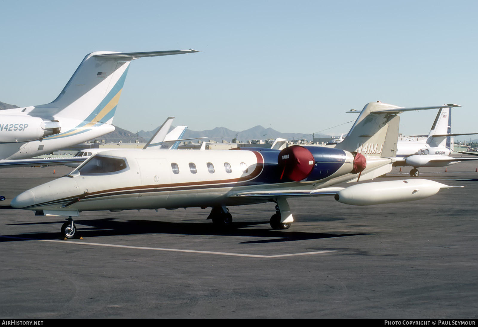 Aircraft Photo of N41MJ | Gates Learjet 35A | AirHistory.net #760370