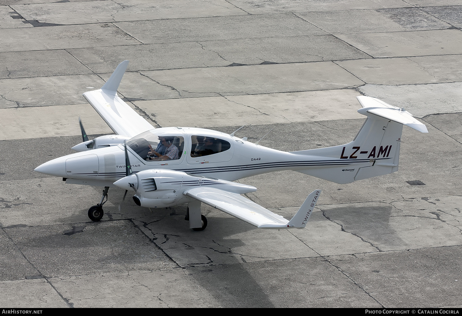 Aircraft Photo of LZ-AMI | Diamond DA42 Twin Star | AirHistory.net #760379