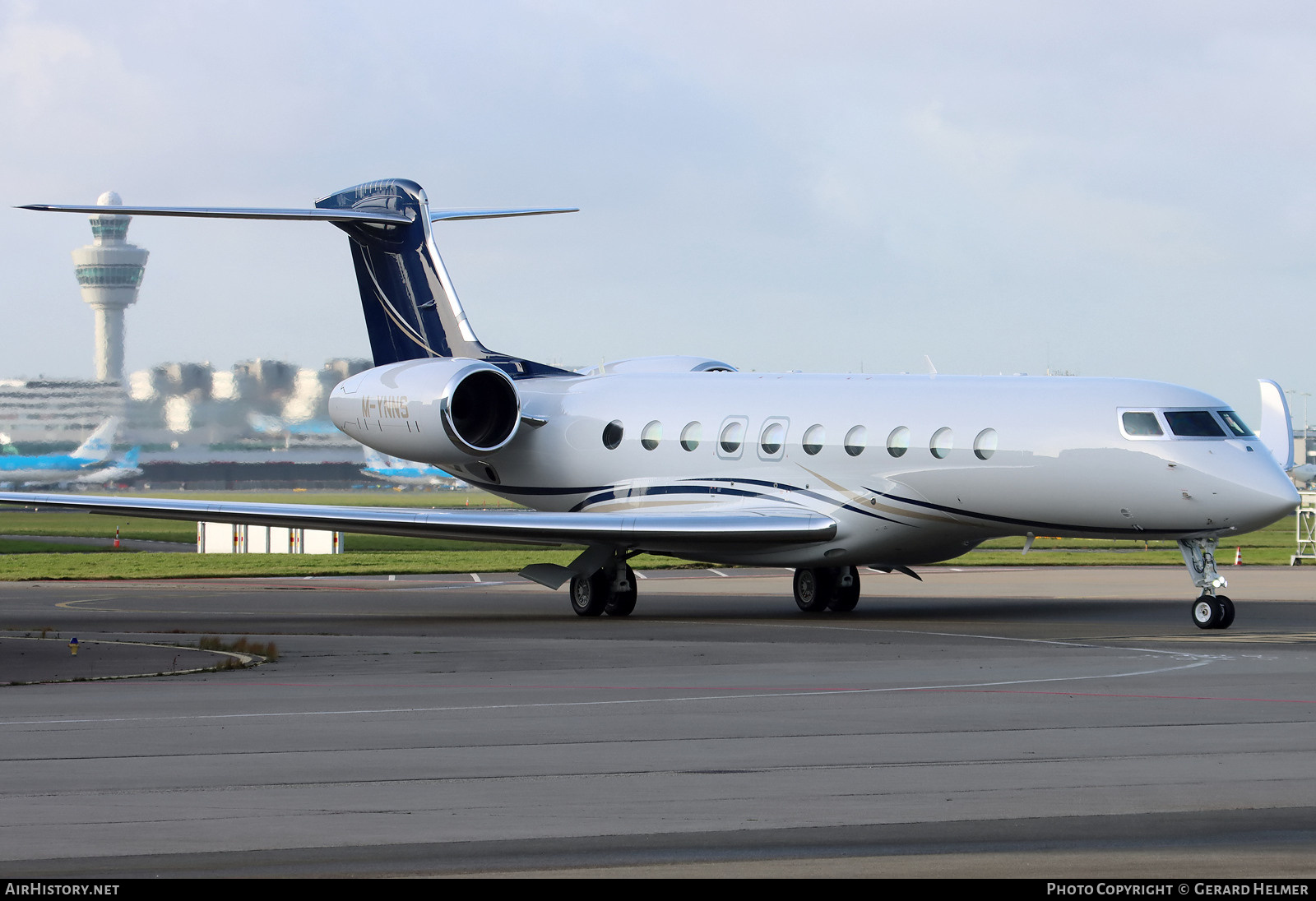 Aircraft Photo of M-YNNS | Gulfstream Aerospace G700 | AirHistory.net #760402
