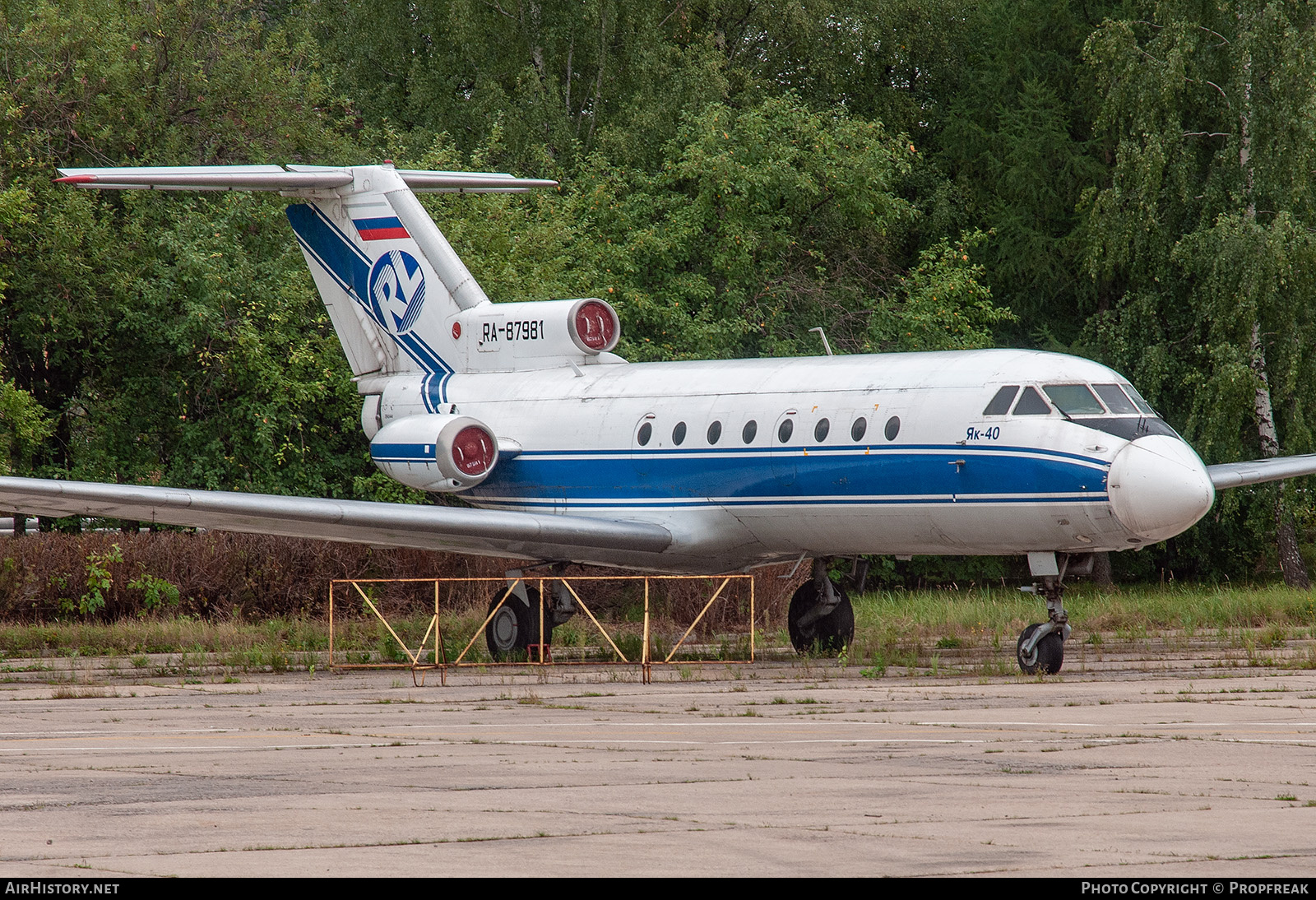 Aircraft Photo of RA-87981 | Yakovlev Yak-40 | RusLine | AirHistory.net #760448