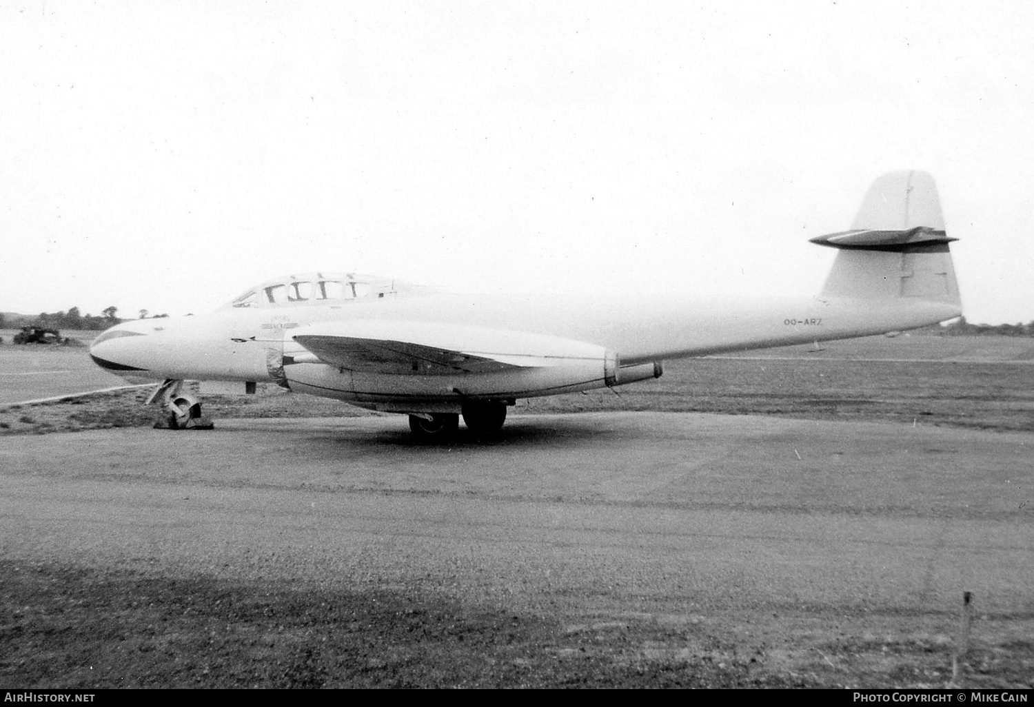 Aircraft Photo of OO-ARZ | Gloster Meteor NF11 | COGEA Nouvelle | AirHistory.net #760584