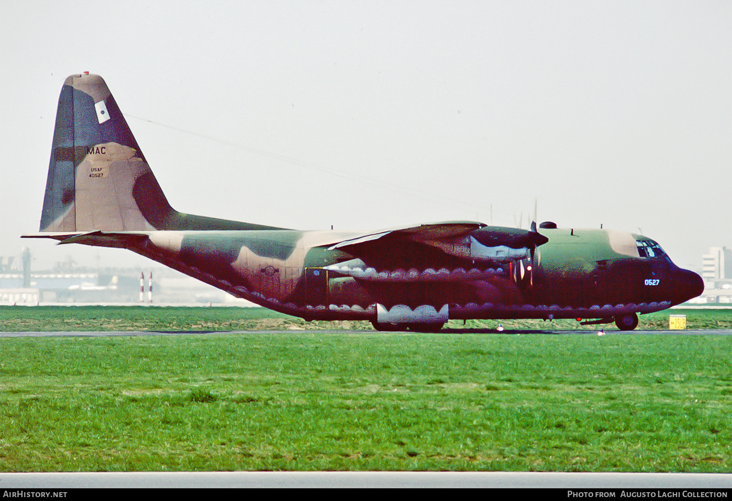 Aircraft Photo of 64-0527 / 40527 | Lockheed C-130E Hercules (L-382) | USA - Air Force | AirHistory.net #760717