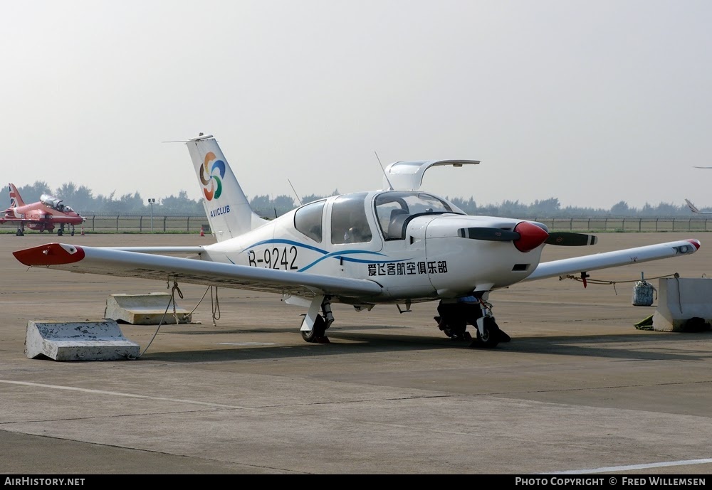 Aircraft Photo of B-9242 | Shijiazhuang LE-500 Little Eagle | Aviclub | AirHistory.net #760719