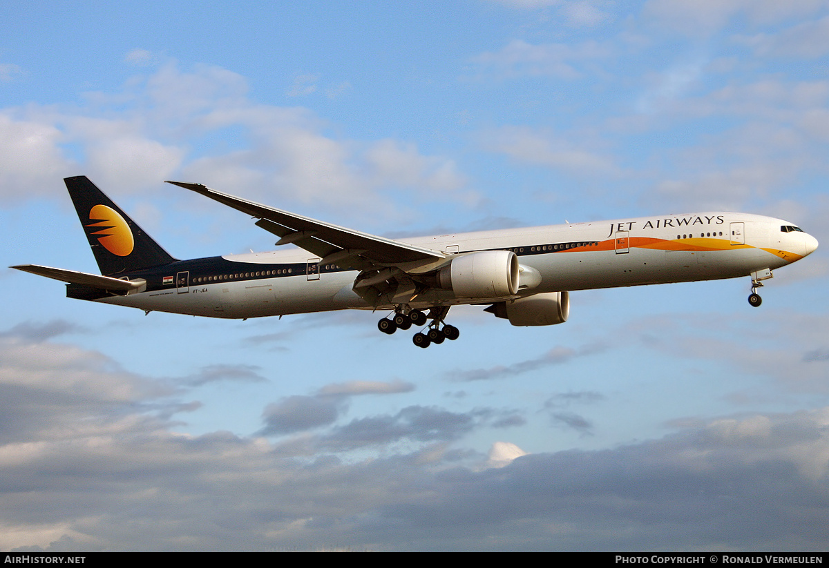 Aircraft Photo of VT-JEA | Boeing 777-35R/ER | Jet Airways | AirHistory.net #760741
