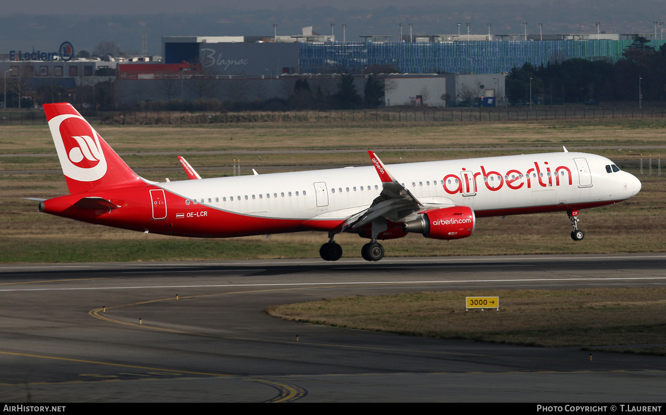 Aircraft Photo of OE-LCR | Airbus A321-211 | Air Berlin | AirHistory.net #760756