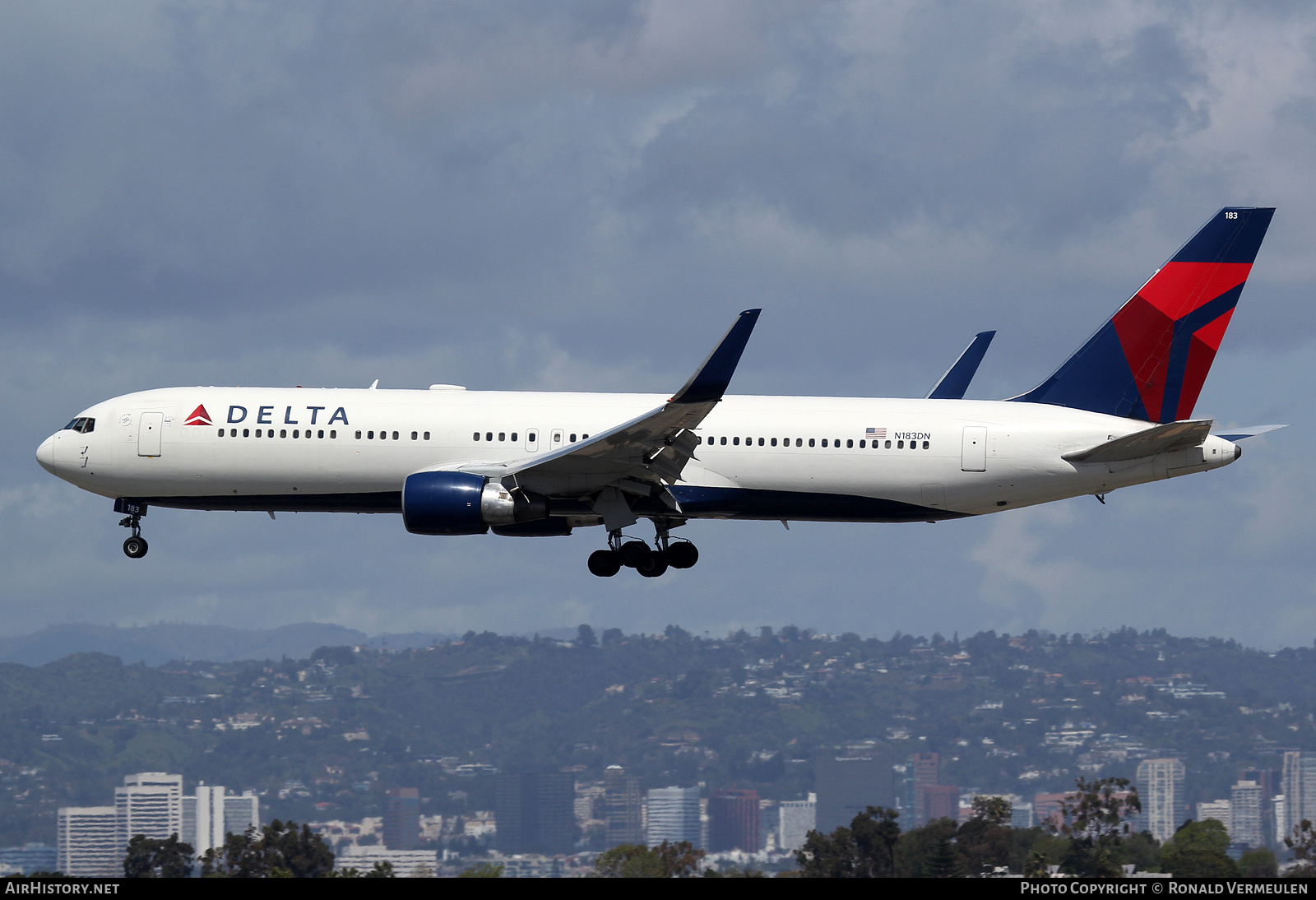 Aircraft Photo of N183DN | Boeing 767-332/ER | Delta Air Lines | AirHistory.net #760823