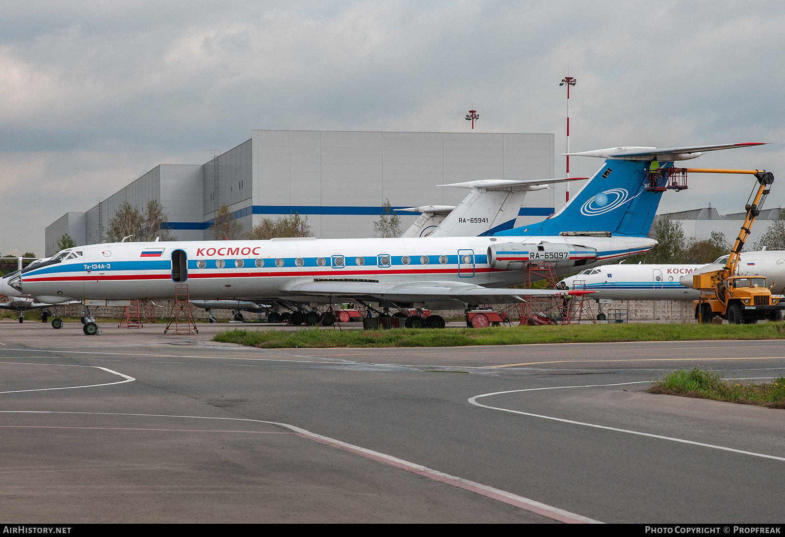 Aircraft Photo of RA-65097 | Tupolev Tu-134AK | Kosmos Airlines | AirHistory.net #760962