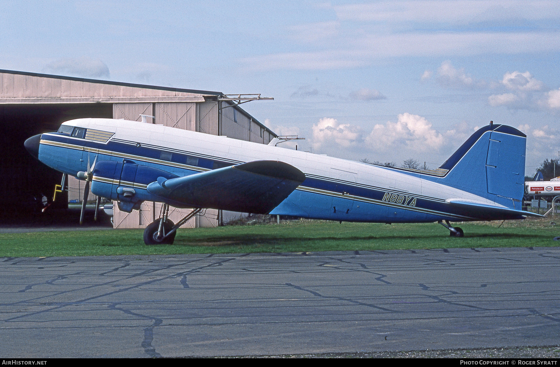 Aircraft Photo of N88YA | Douglas DC-3(C) | AirHistory.net #761019