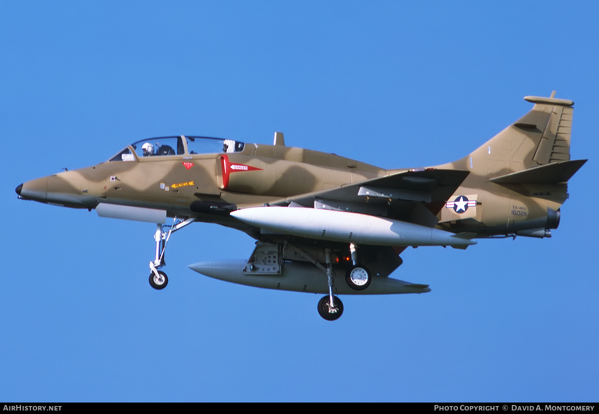 Aircraft Photo of 160211 | McDonnell Douglas TA-4KU Skyhawk | USA - Navy | AirHistory.net #761164