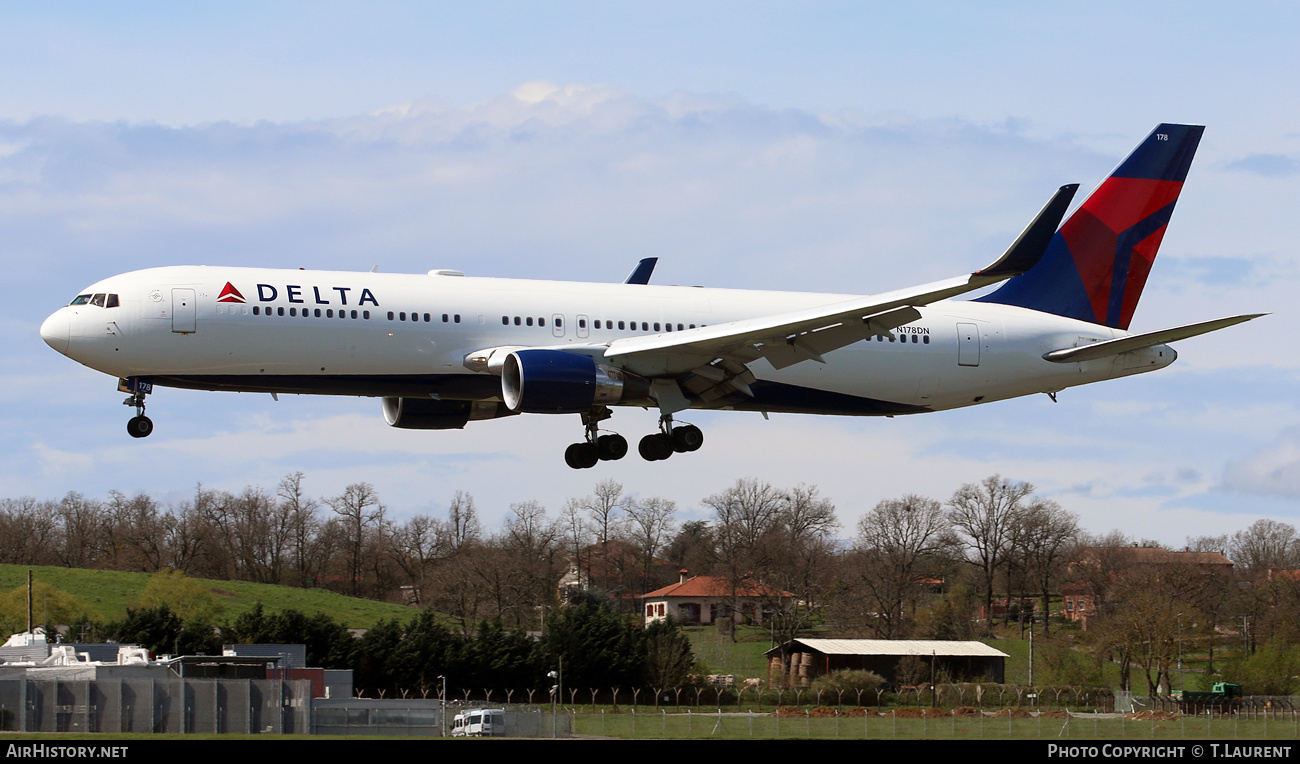 Aircraft Photo of N178DN | Boeing 767-332/ER | Delta Air Lines | AirHistory.net #761179