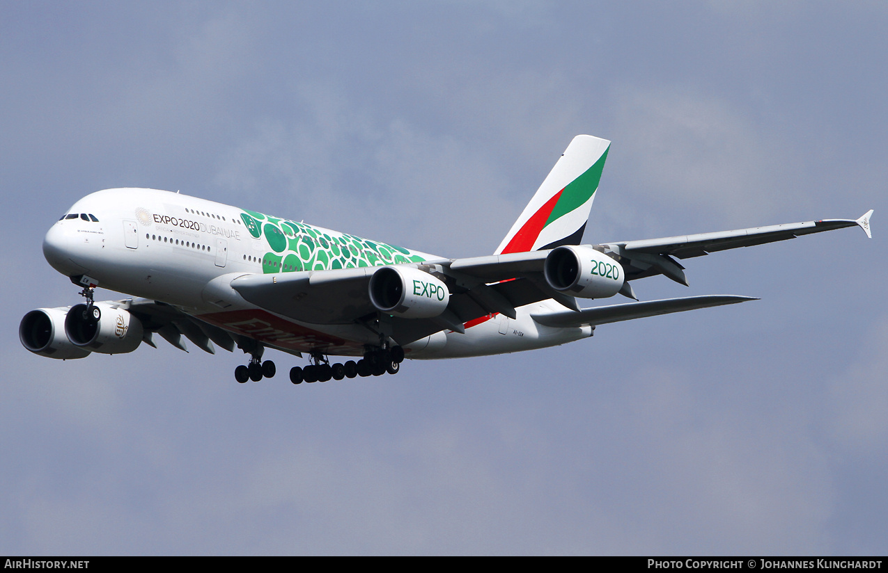 Aircraft Photo of A6-EEW | Airbus A380-861 | Emirates | AirHistory.net #761192