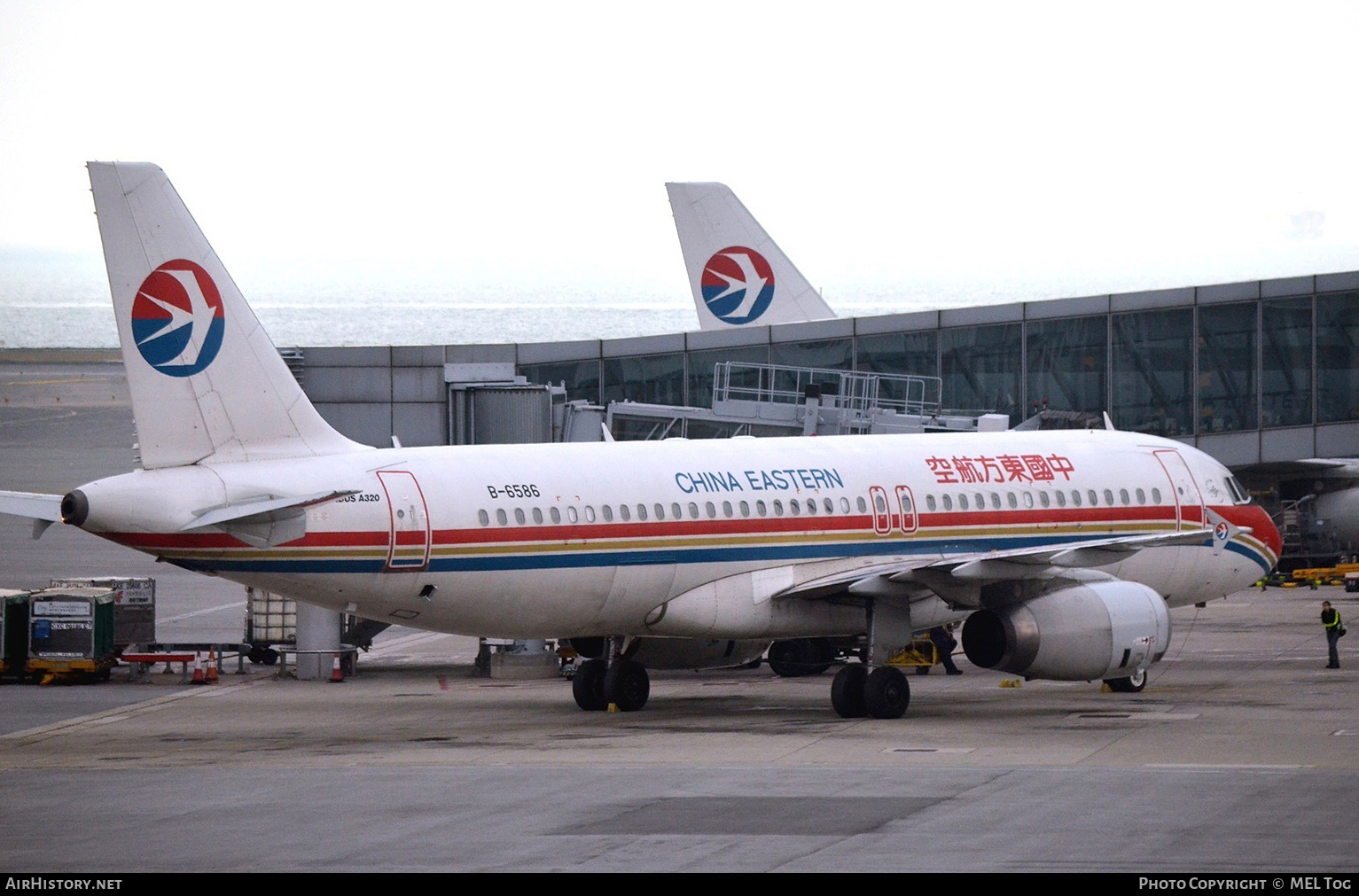 Aircraft Photo of B-6586 | Airbus A320-232 | China Eastern Airlines | AirHistory.net #761260