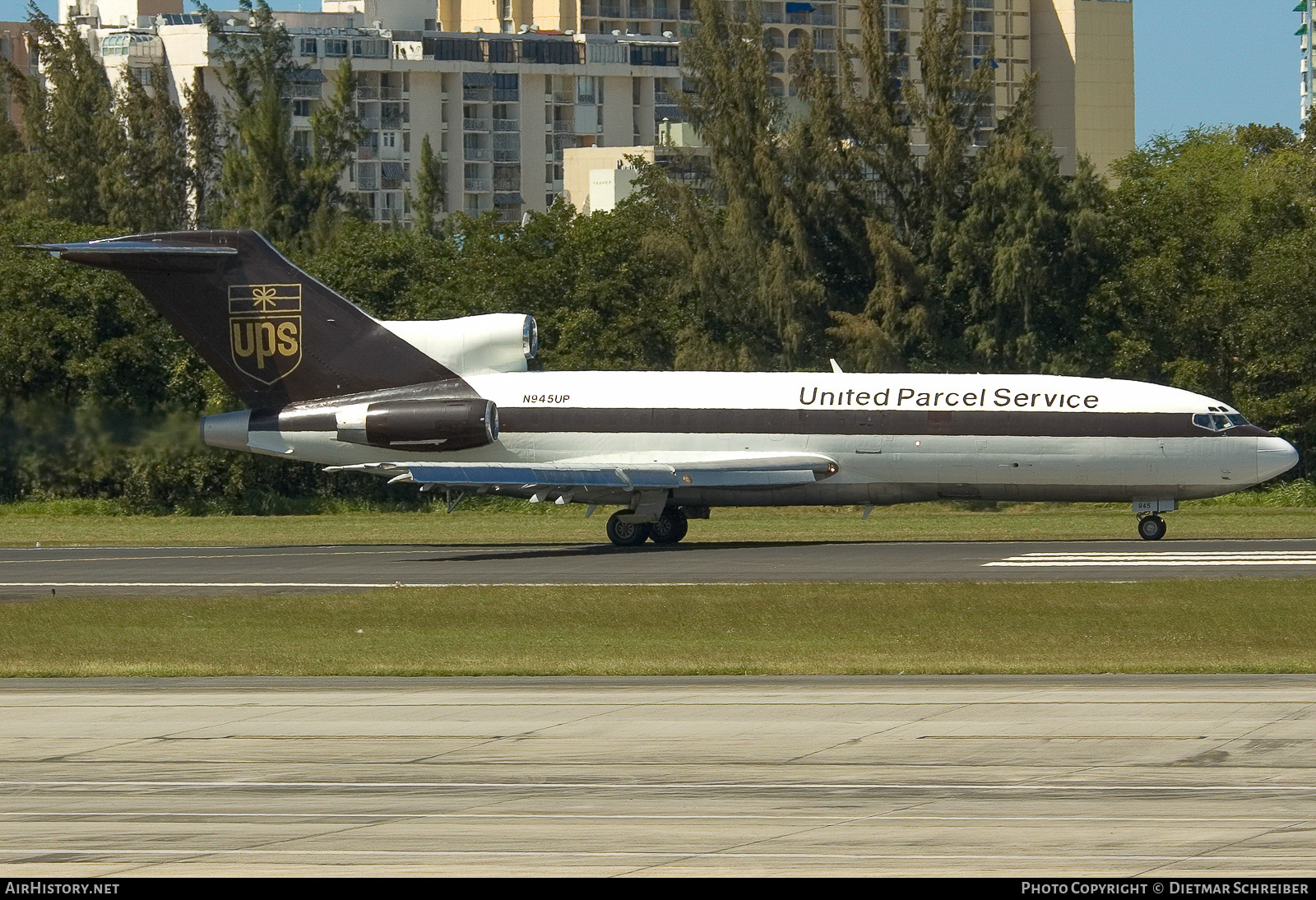 Aircraft Photo of N945UP | Boeing 727-22(C) | United Parcel Service - UPS | AirHistory.net #761271