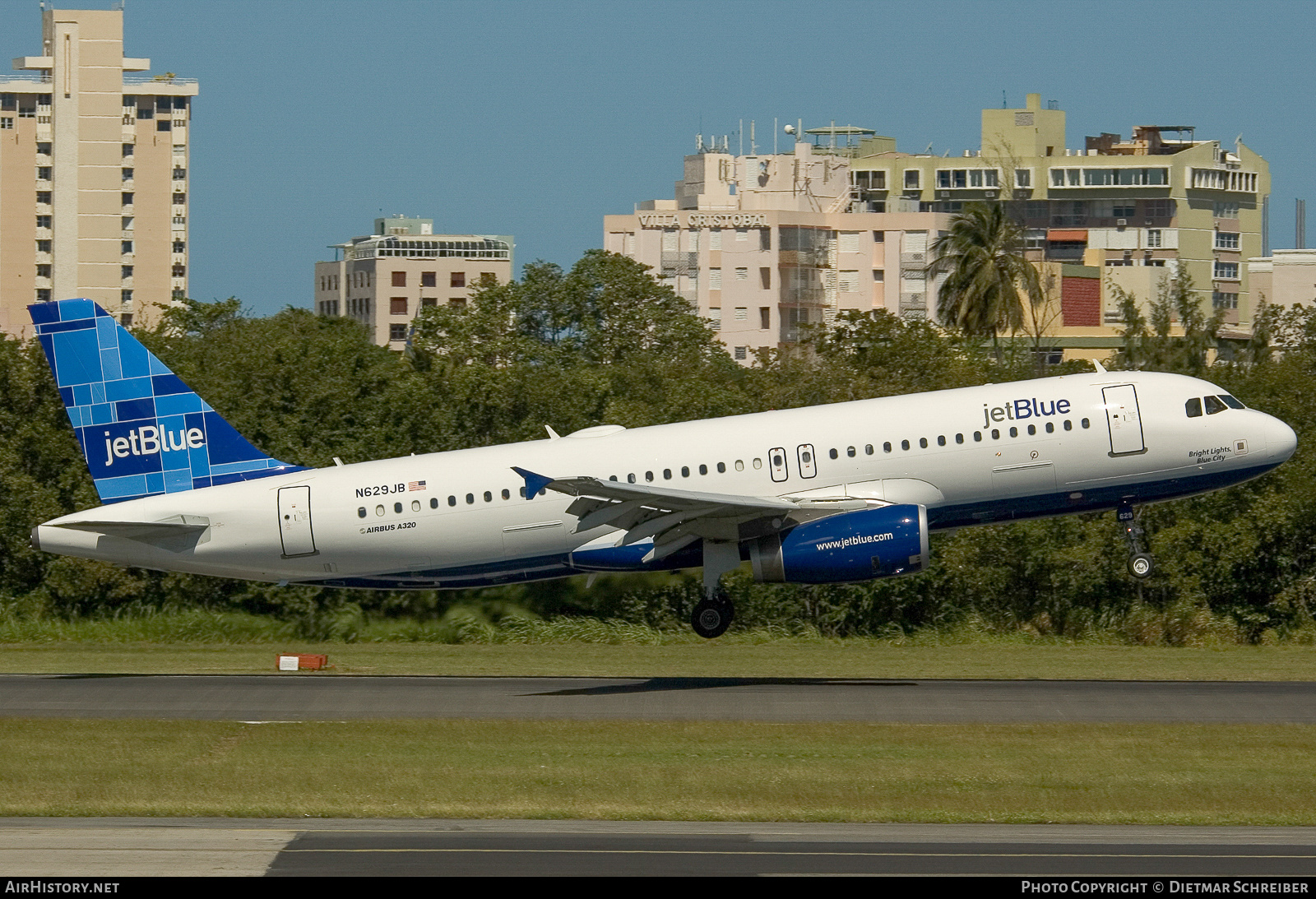 Aircraft Photo of N629JB | Airbus A320-232 | JetBlue Airways | AirHistory.net #761295