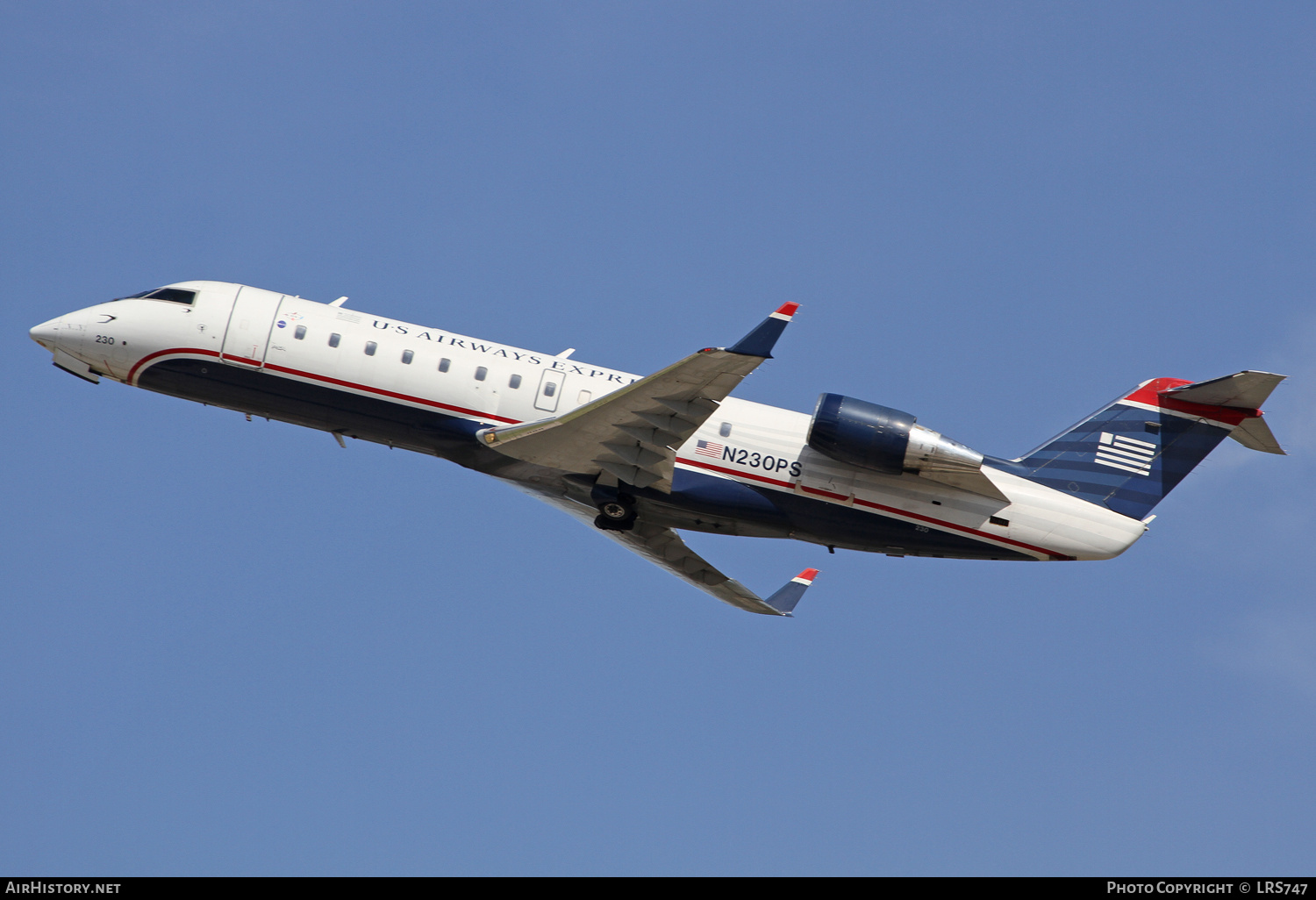 Aircraft Photo of N230PS | Bombardier CRJ-200ER (CL-600-2B19) | US Airways Express | AirHistory.net #761332