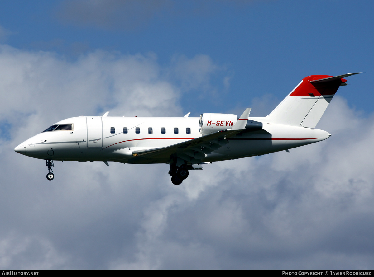Aircraft Photo of M-SEVN | Bombardier Challenger 605 (CL-600-2B16) | AirHistory.net #761438