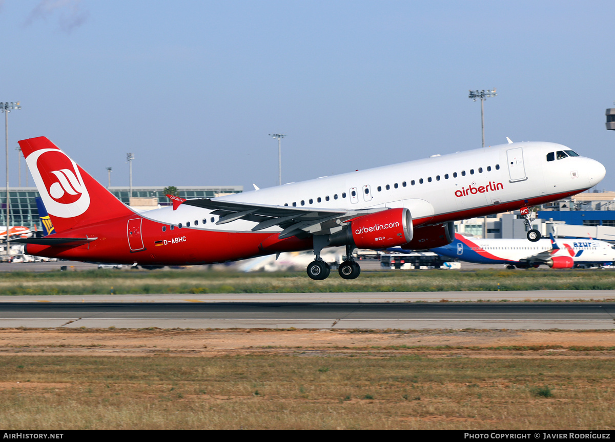 Aircraft Photo of D-ABHC | Airbus A320-214 | Air Berlin | AirHistory.net #761454