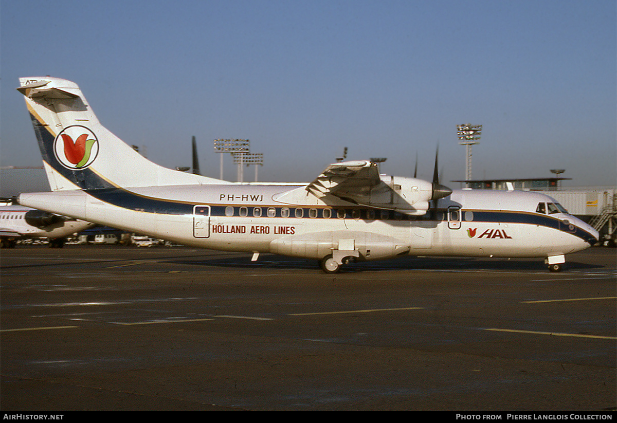 Aircraft Photo of PH-HWJ | ATR ATR-42-300 | Holland Aerolines | AirHistory.net #761484