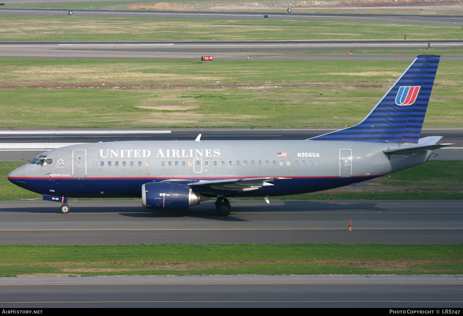 Aircraft Photo of N956UA | Boeing 737-522 | United Airlines | AirHistory.net #761639