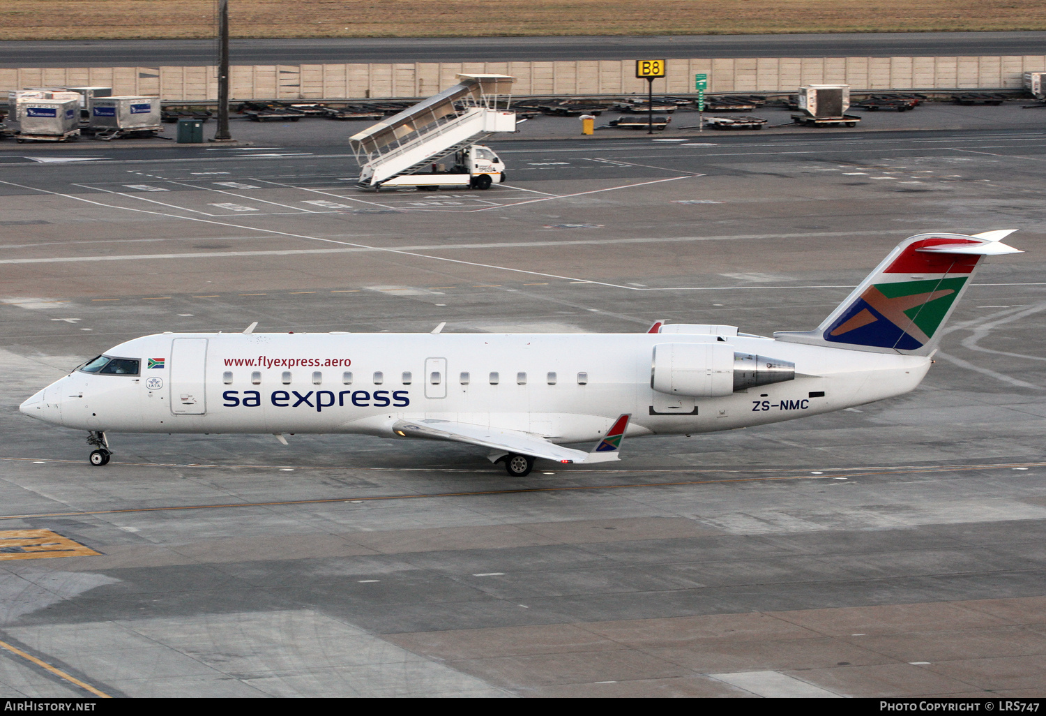 Aircraft Photo of ZS-NMC | Bombardier CRJ-200ER (CL-600-2B19) | South African Express Airways - SA Express | AirHistory.net #761665