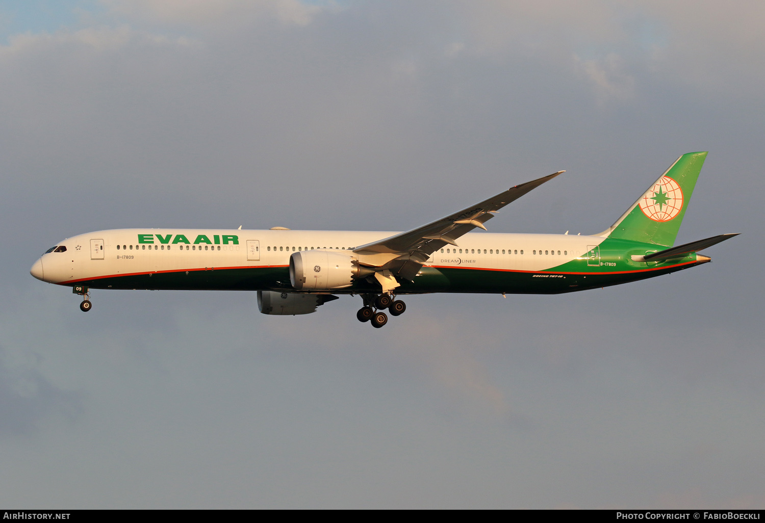 Aircraft Photo of B-17809 | Boeing 787-10 Dreamliner | EVA Air | AirHistory.net #761942