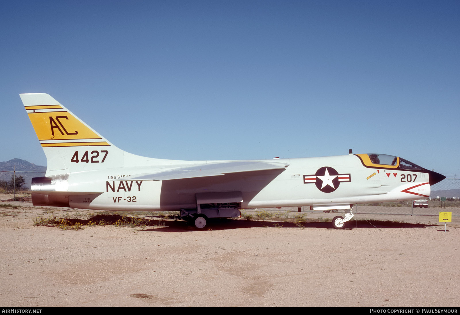 Aircraft Photo of 144427 / 4427 | Vought DF-8F Crusader | USA - Navy | AirHistory.net #761964