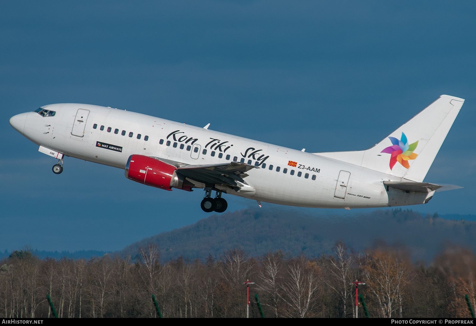 Aircraft Photo of Z3-AAM | Boeing 737-529 | Kon Tiki Sky | AirHistory.net #762087