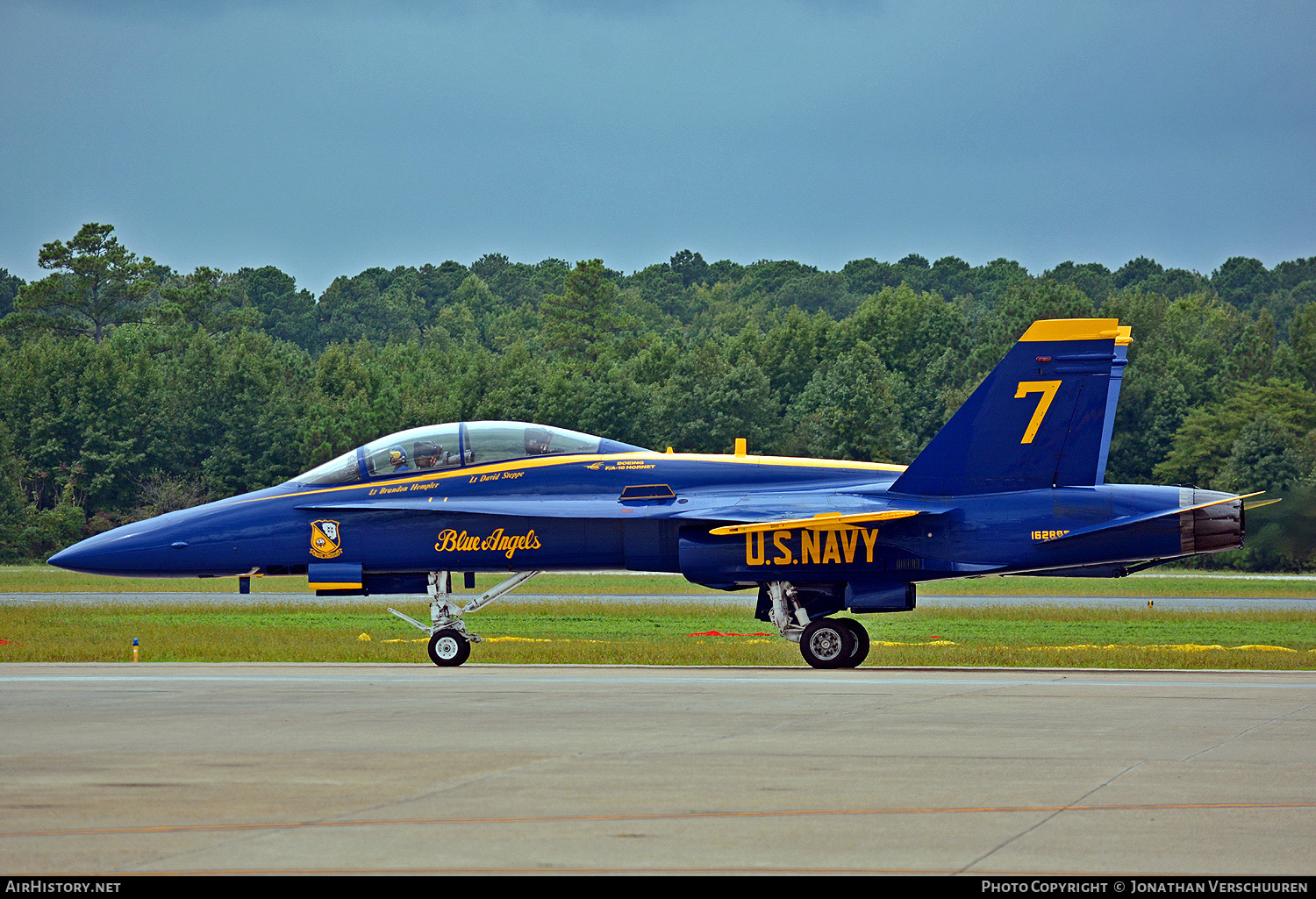 Aircraft Photo of 162885 | McDonnell Douglas F/A-18B Hornet | USA - Navy | AirHistory.net #762189