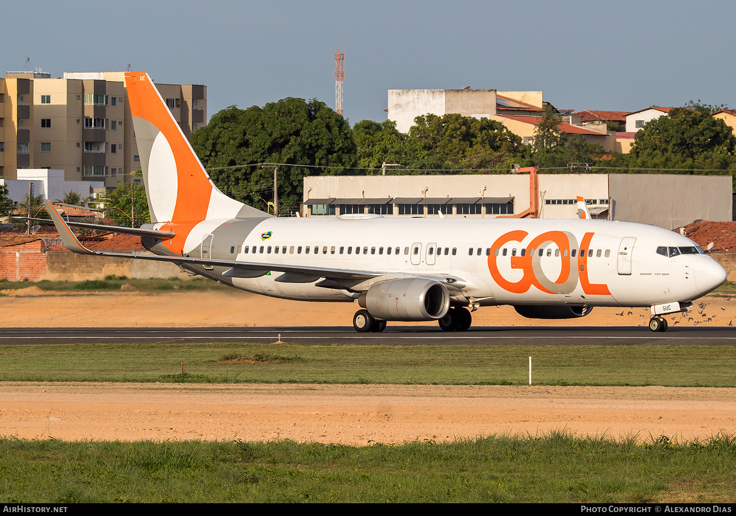 Aircraft Photo of PR-GUC | Boeing 737-8EH | GOL Linhas Aéreas | AirHistory.net #762310