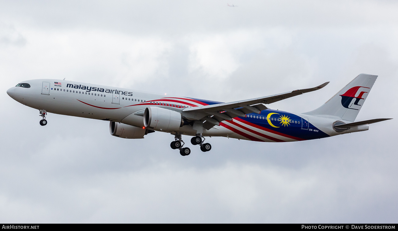 Aircraft Photo of 9M-MNG | Airbus A330-941N | Malaysia Airlines | AirHistory.net #762358