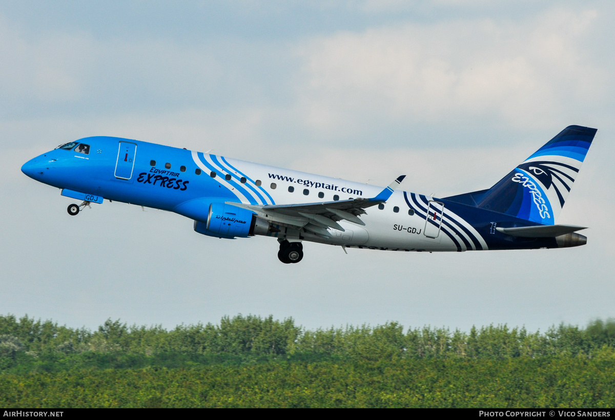 Aircraft Photo of SU-GDJ | Embraer 170LR (ERJ-170-100LR) | EgyptAir Express | AirHistory.net #762402