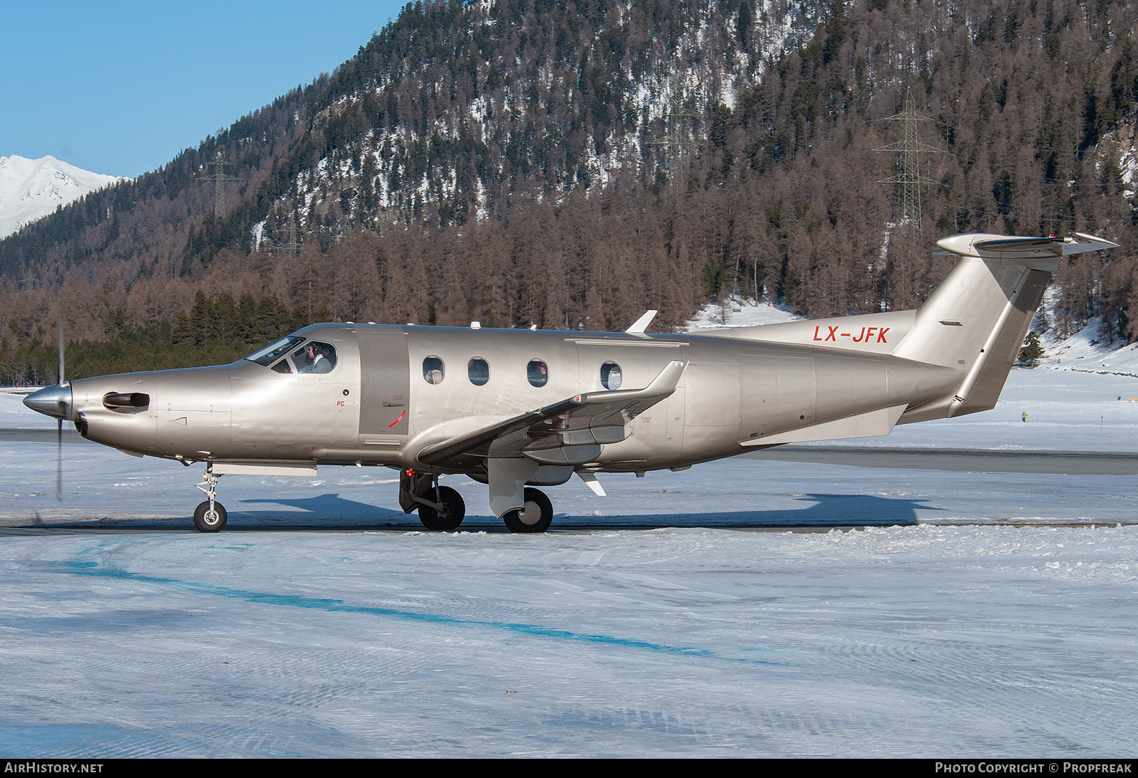 Aircraft Photo of LX-JFK | Pilatus PC-12/45 | AirHistory.net #762416