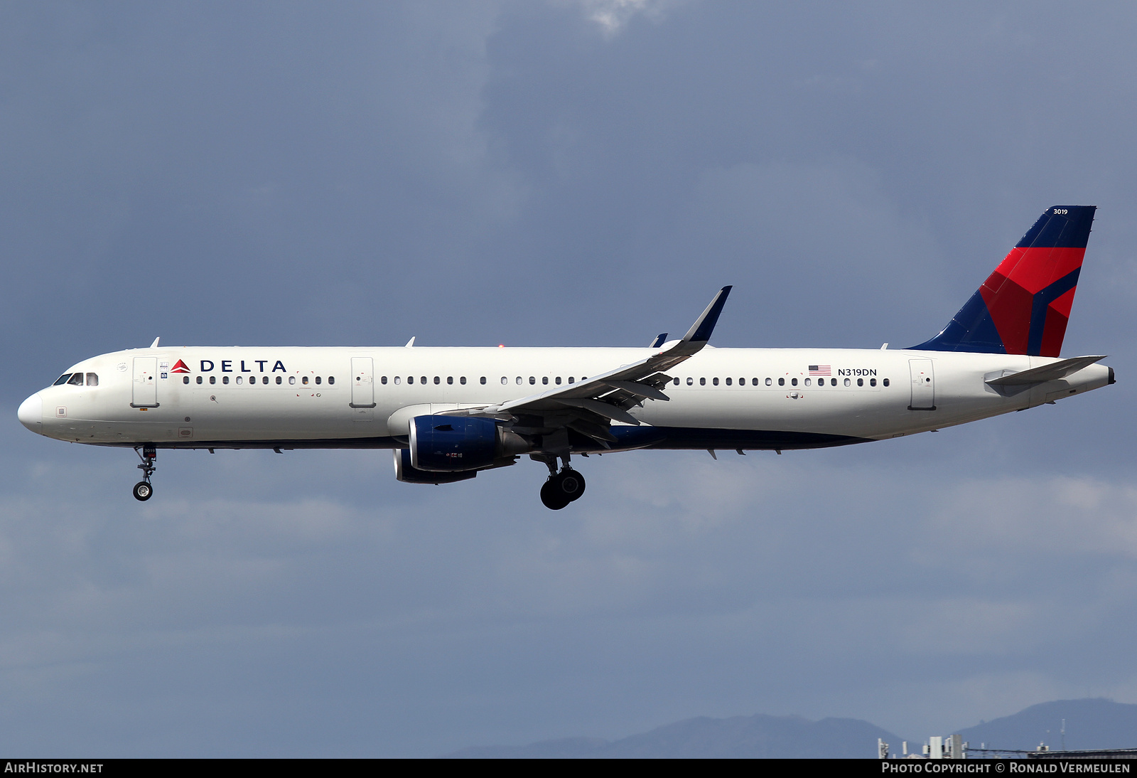 Aircraft Photo of N319DN | Airbus A321-211 | Delta Air Lines | AirHistory.net #762432