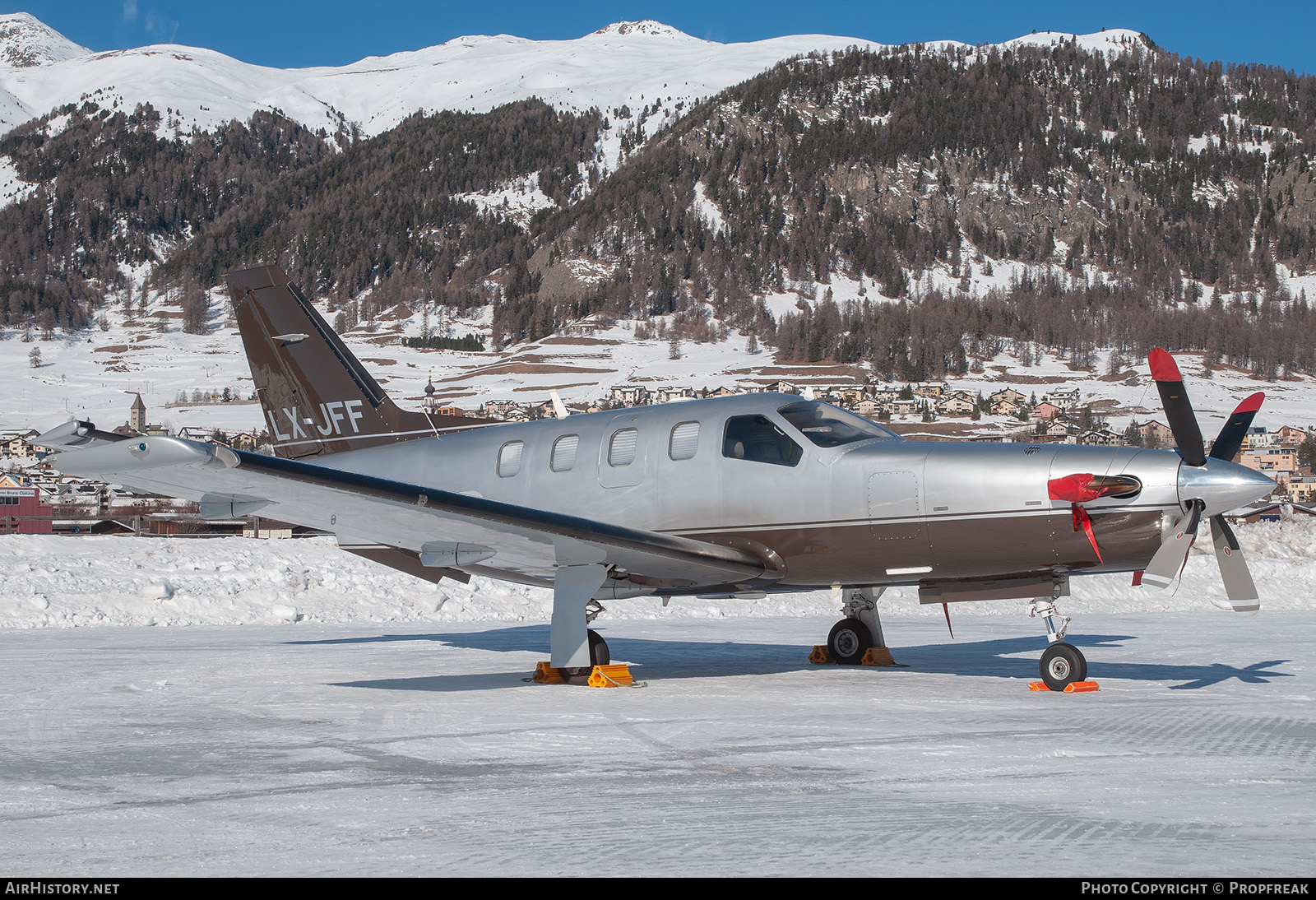 Aircraft Photo of LX-JFF | Socata TBM-700 | AirHistory.net #762435