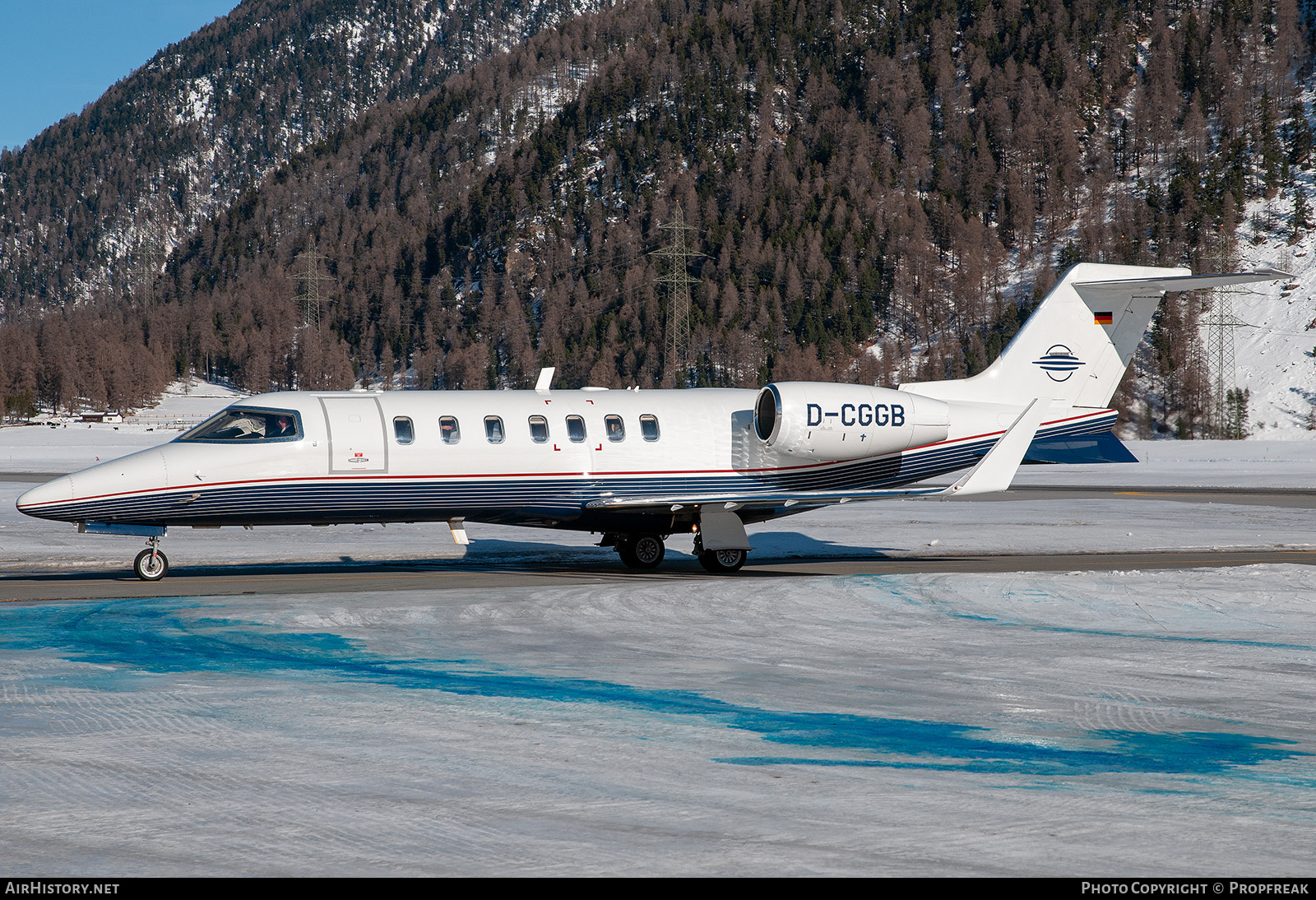 Aircraft Photo of D-CGGB | Learjet 40 | Cirrus Aviation | AirHistory.net #762446