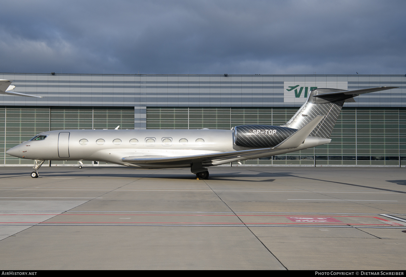 Aircraft Photo of SP-TOP | Gulfstream Aerospace G650ER (G-VI) | AirHistory.net #762503