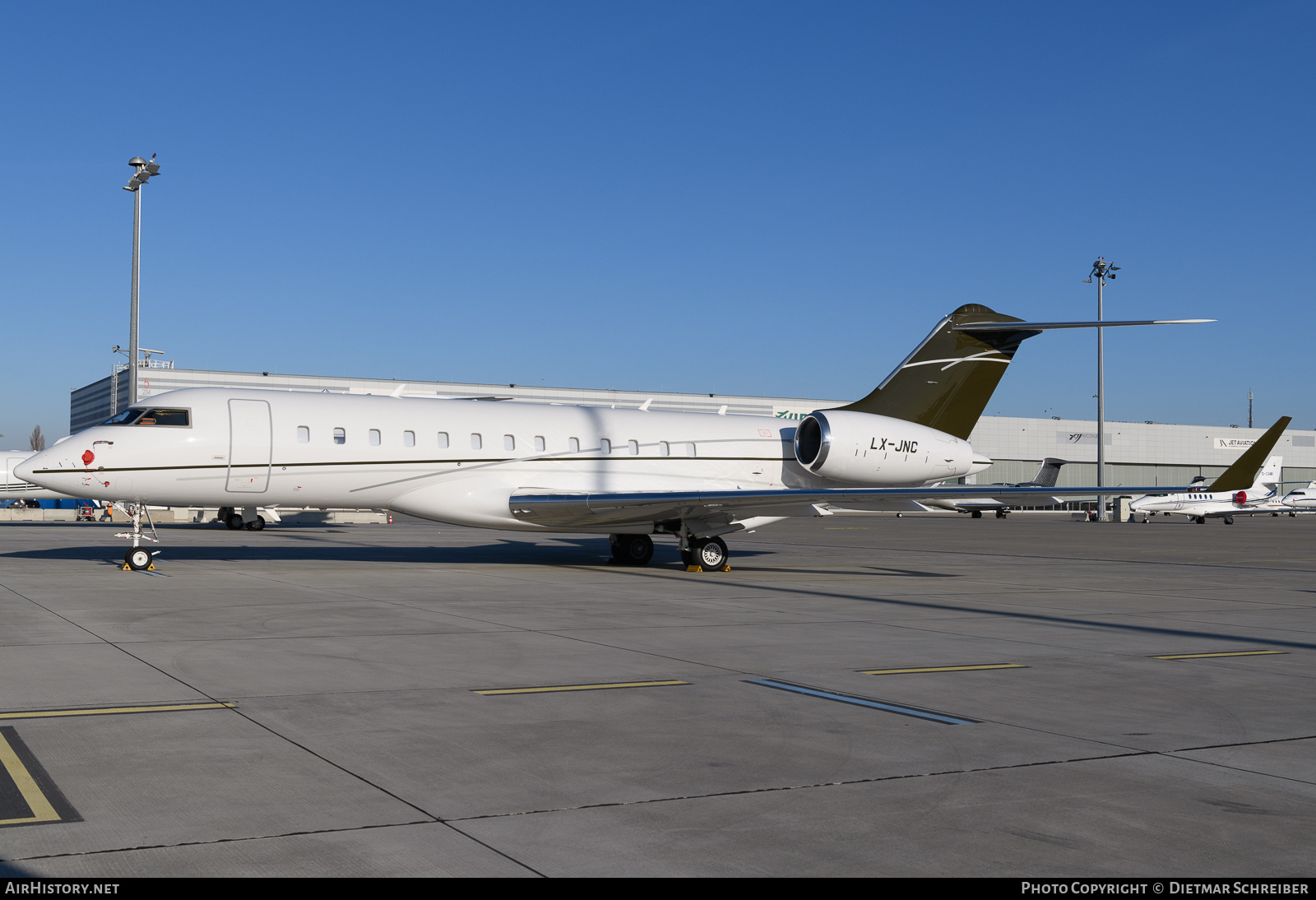 Aircraft Photo of LX-JNC | Bombardier Global Express XRS (BD-700-1A10) | AirHistory.net #762543