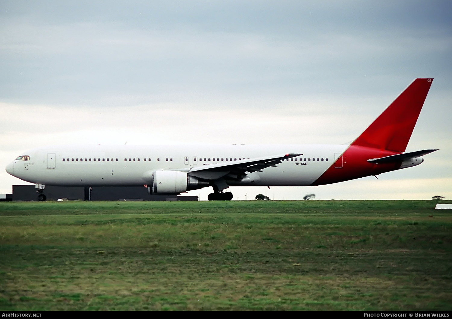 Aircraft Photo of VH-OGE | Boeing 767-338/ER | AirHistory.net #762678