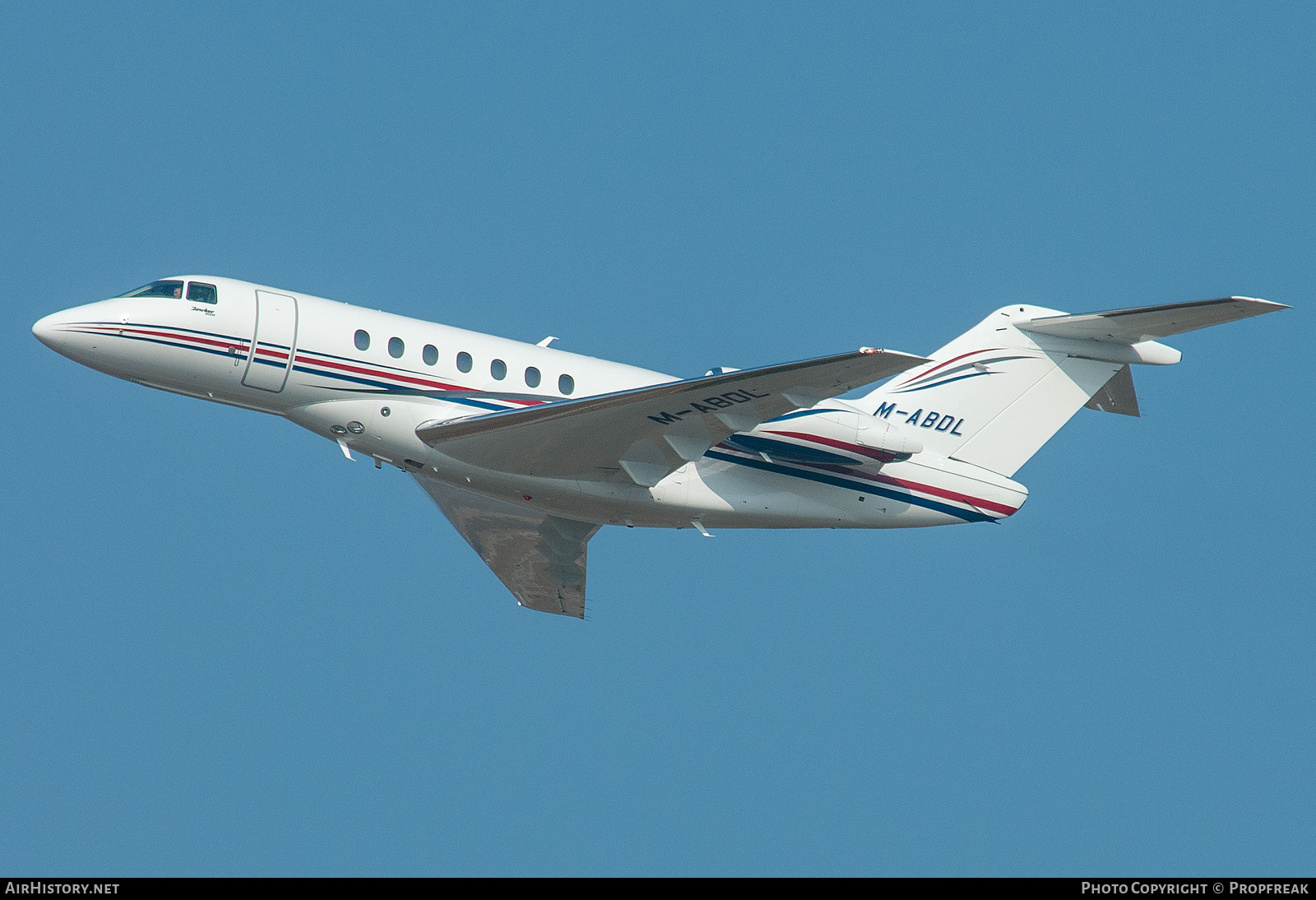 Aircraft Photo of M-ABDL | Raytheon Hawker 4000 Horizon | AirHistory.net #762693